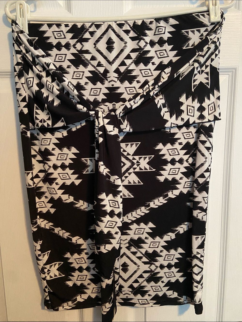 Women's Black & White Aztec  Stretchy Skirt